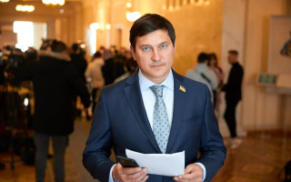 Неправомерная выгода в биткоинах: Апелляция ВАКС подтвердила законность ареста нардепа Андрея Одарченко