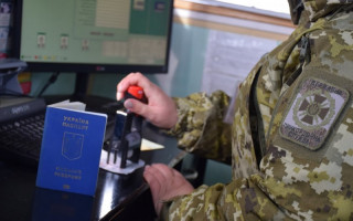 Щодня з України виїжджає по 6 тисяч чоловіків призивного віку: в ДПСУ назвали найчастіші причини виїзду
