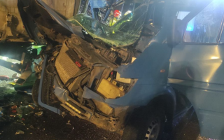 В Польщі мікроавтобус з українцями зіштовхнувся із вантажівкою: є загиблий та постраждалі