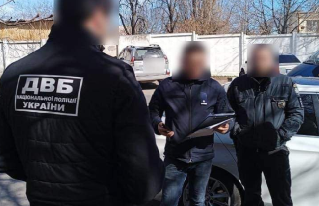 В Одессе будут судить правоохранителей, которые незаконно задерживали людей и выбивали деньги