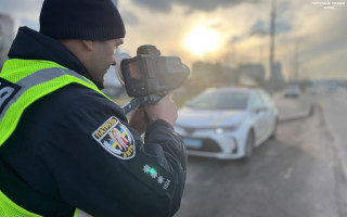 Яка безпечна швидкість на дорогах та яке покарання за її порушення: подробиці