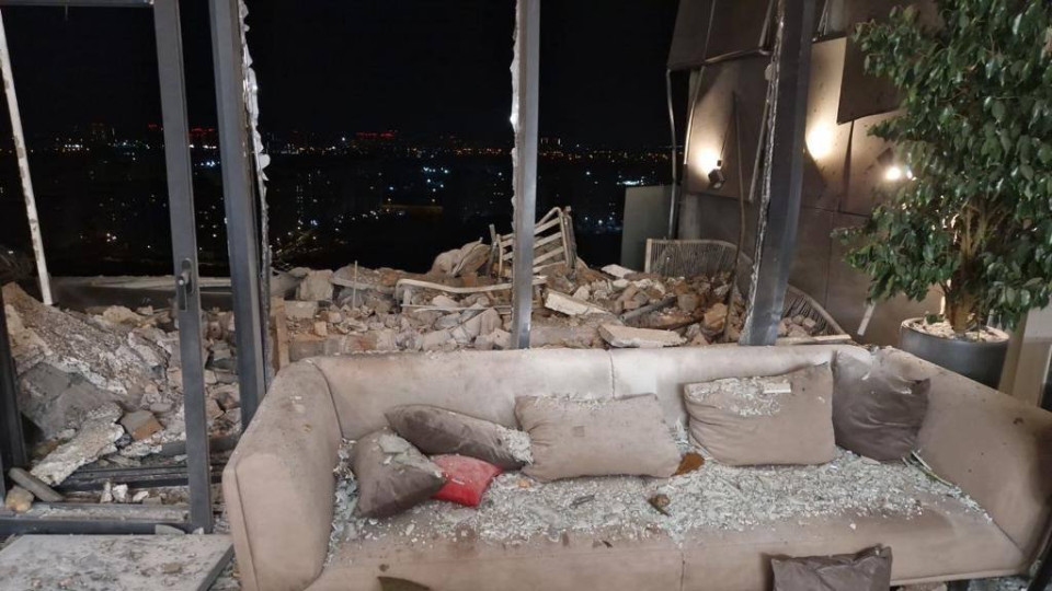 Последствия ночной атаки дронов на Киев: попадание в жилой дом и падение обломков на частную застройку, фото