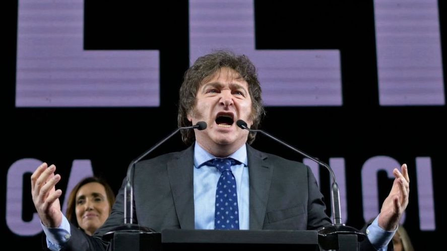 Новообраний президент Аргентини звільнив близько 7 тисяч держслужбовців