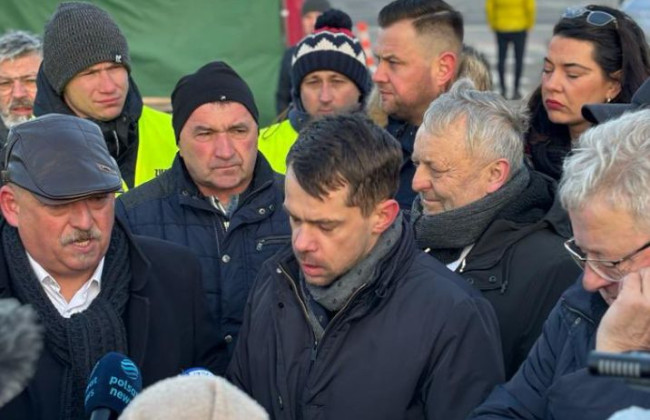 Польские фермеры прекратили блокаду пункта пропуска «Шегини-Медика» — вице-министр Польши