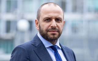 Чи отримають повістки чоловіки, які виїхали закордон, – відповів очільник Міноборони