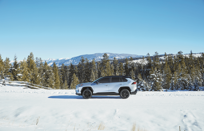 Як підготуватися до подорожі на авто взимку: поради