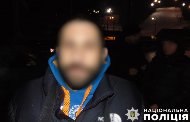 В Киеве задержали серийного вора из авто