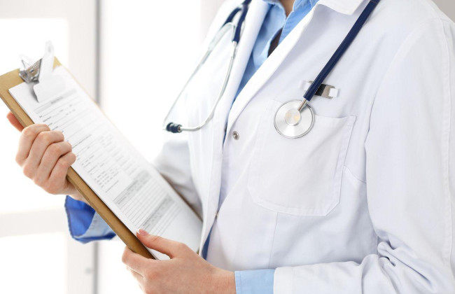 В Луцке врач-психиатр взяла взятку у больного эпилепсией: ее оштрафовали