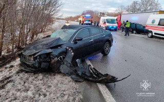 На Днепропетровщине произошло масштабное ДТП с участием 6 автомобилей