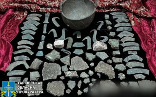 У Харкові чоловік намагався продати унікальні вироби Скіфської доби, фото
