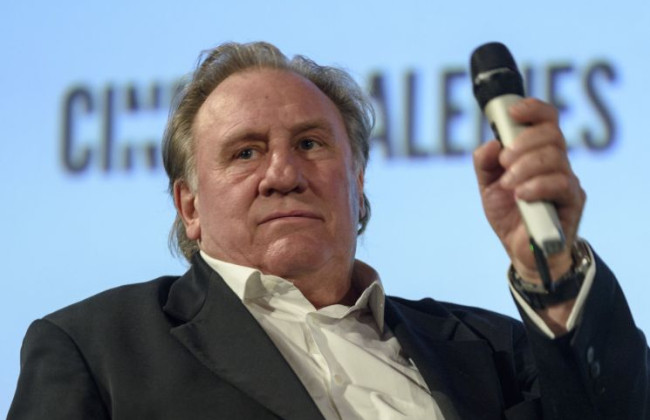 Пьер Ришар и 49 других деятелей культуры написали письмо на защиту Жерара Депардье, которого обвиняют в домогательствах