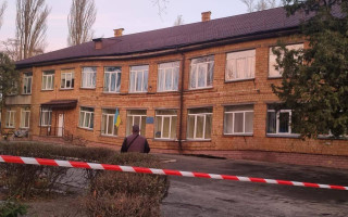 У київському дитсадку після будівництва укриття просіла частина стіни