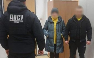 «Весільна подорож» за кордон обірвалася затриманням: що сталося
