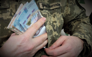 Які види пенсій можуть отримати військовослужбовці після служби