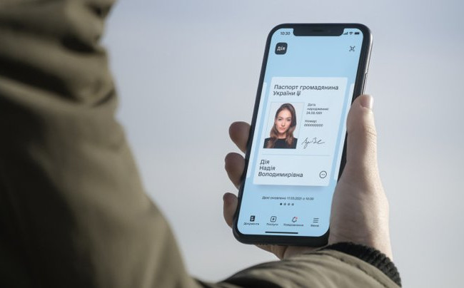 Правы ли блогеры, обвиняющие нотариусов, которые не принимают документы в Дії для совершения нотариальных действий