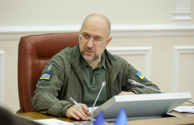 Пенсии и зарплаты педагогов и медиков в 2024 году будут выплачиваться без задержек, – Шмыгаль