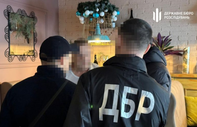 Львовскому бизнесмену, предлагавшему взятку одному из руководителей ДБР, избрали меру пресечения