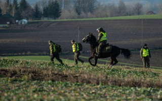 У Польщі завершили пошуки російської ракети біля кордону з Україною: деталі
