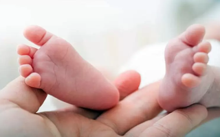 На Київщині під час обстрілів в укритті народилася дитина