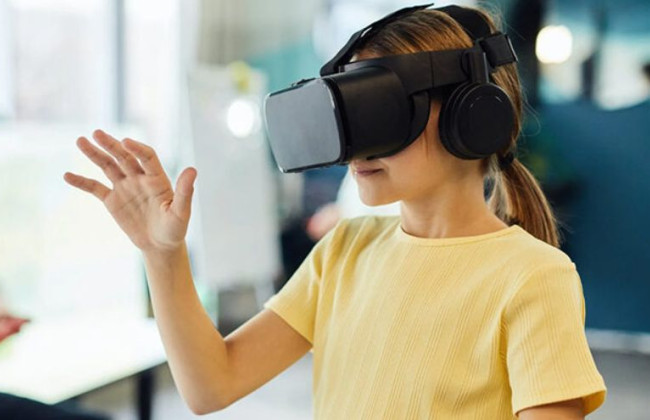 Первый случай группового онлайн-изнасилования расследуют в Британии