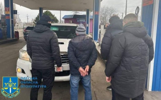 Замовив сусіда за $10 000: на Одещині правоохоронці попередили замовне вбивство