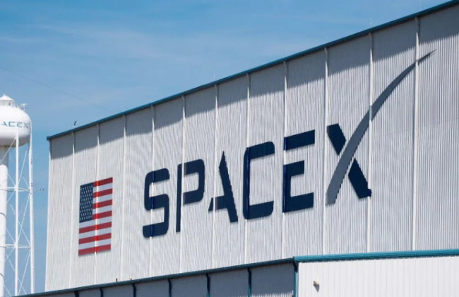 SpaceX Илона Маска запустила спутники Starlink с подключением к смартфонам