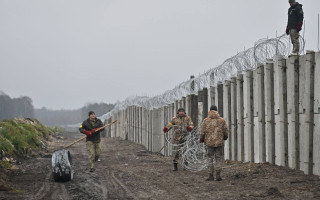 Кабмін постановив, що Міноборони та КМДА мають забезпечити будівництво фортифікаційних споруд