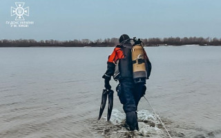 Трагедія у Києві: на воді загинув рибалка