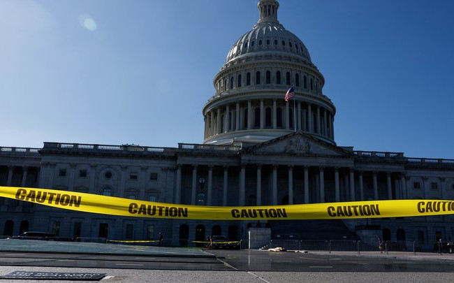 Осталось 16 дней: в Белом доме напомнили о приближении шатдауна