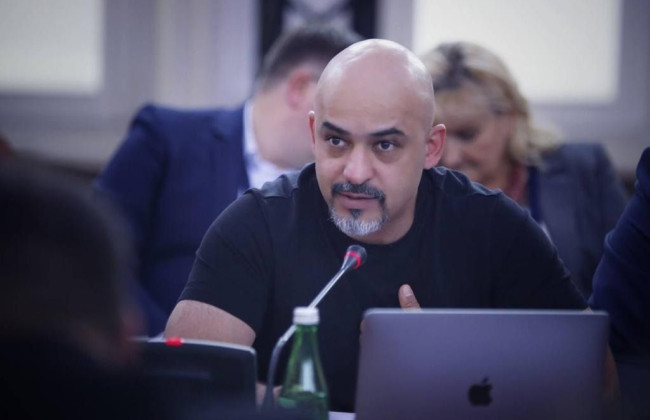 Глава Агентства по восстановлению Мустафа Найем призвал водителей не выезжать на собственном транспорте, — детали