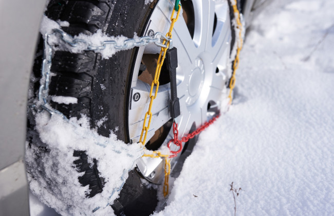 Водителям советуют использовать спецсредства на дорогах, чтобы избежать аварий