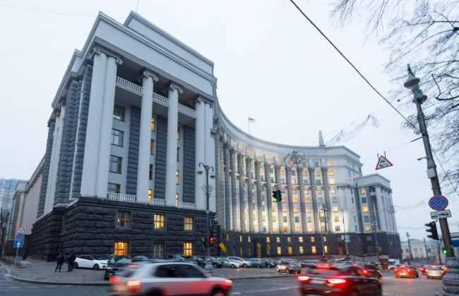 Кабмин возобновил начисление пени за долги за коммуналку и разрешил прекращать предоставление жилищно-коммунальных услуг в случае их неуплаты