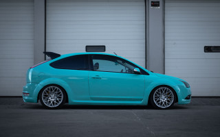 В 2023 году украинцы ввезли из-за границы более 214 тысяч подержанных легковушек