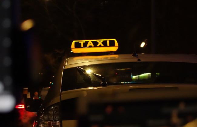 Налоговики начали проверять таксистов: кто получит штраф