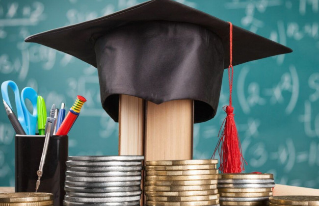 Как поступающим будут поступать гранты на обучение в вузе: ответ Минобразования