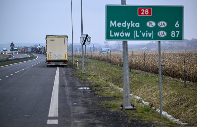 Перевозчики Польши анонсировали возобновление блокады пункта пропуска «Шегини-Медика»