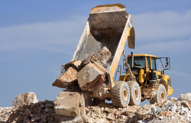 На Киевщине запустят три линии по переработке отходов от разрушенных зданий