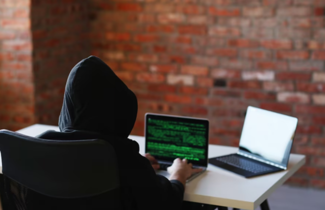 Нотариусам напомнили о защите информации на компьютере от киберпреступников: советы