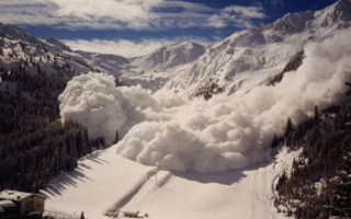 В Карпатах объявили значительную снеголавинную опасность