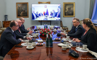 Анджей Дуда заблокировал увольнение правительством Туска главы Нацпрокуратуры Барского