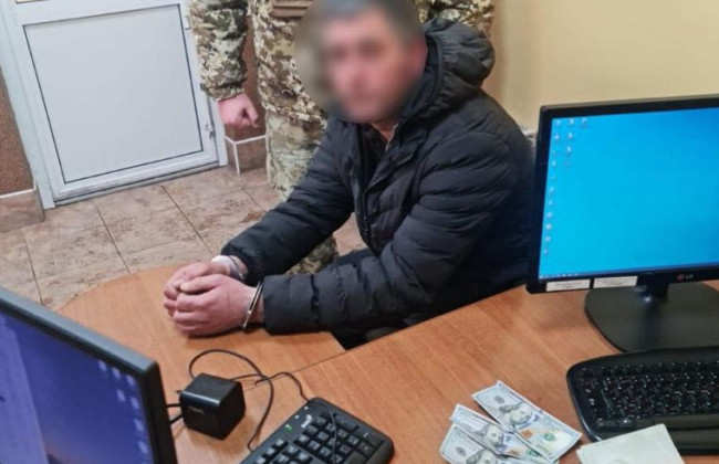 Предложил $300 пограничнику, чтобы попасть в Украину: в Винницкой области задержали иностранца