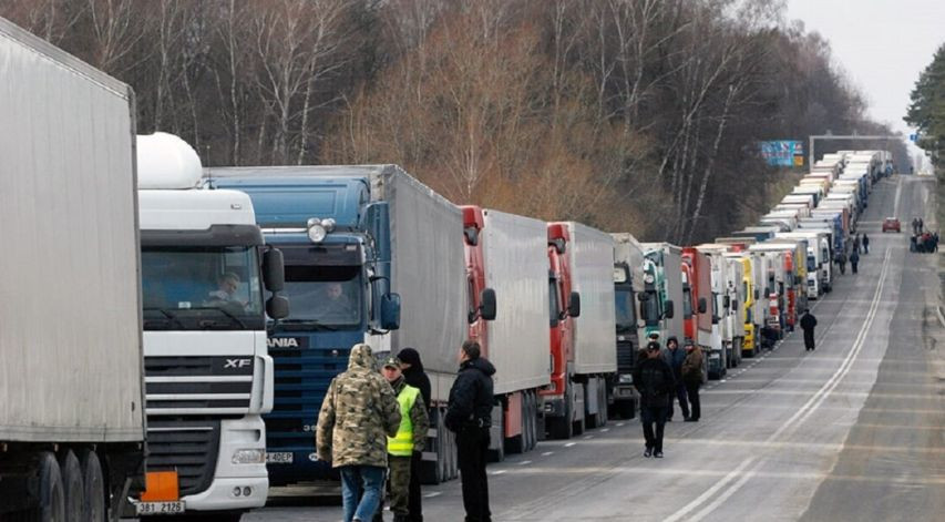 Польские перевозчики разблокировали два пункта пропуска на границе с Украиной