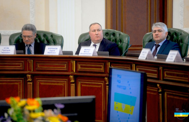 Высший совет правосудия пока решил не рассматривать обращение о давлении на судью во время обыска в Днепровском райсуде Киева