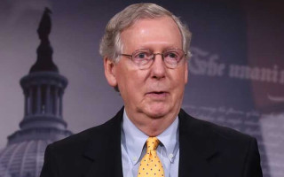 Допомогу Україні розглянуть наступного тижня, — лідер республіканців у Сенаті