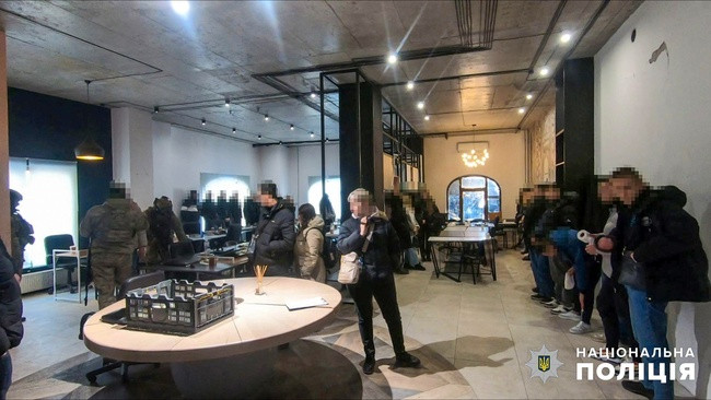 В Одессе мошенники колл-центра похищали деньги с банковских карт