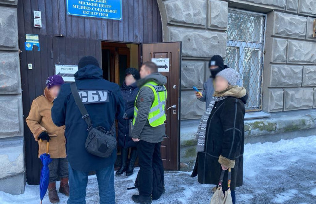 От $5 до 8 тысяч за фальшивые диагнозы для уклонистов: в Киеве разоблачили очередную схему