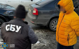 Разворовывали госсредства на оборонных заказах: СБУ задержала полковника ВСУ и предпринимателя