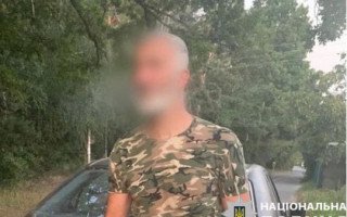 В Киевской области мужчина вывез школьницу за пределы села и изнасиловал