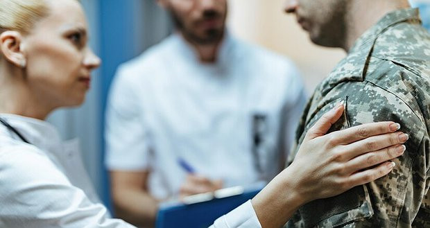 Какие услуги могут получить ветераны и ветеранки у семейного врача: список