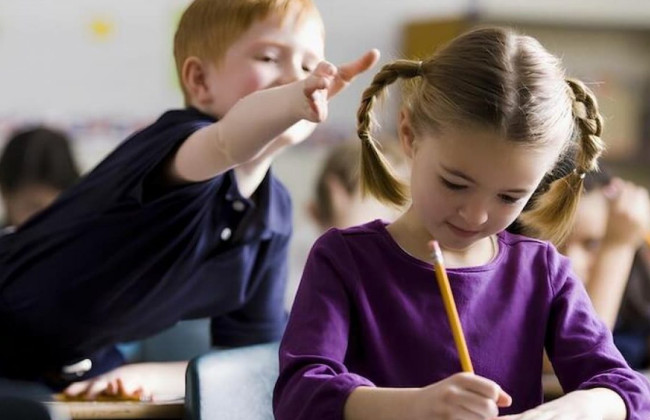 Могут ли ребенка выгнать из школы за плохое поведение и обучение: ответ омбудсмена